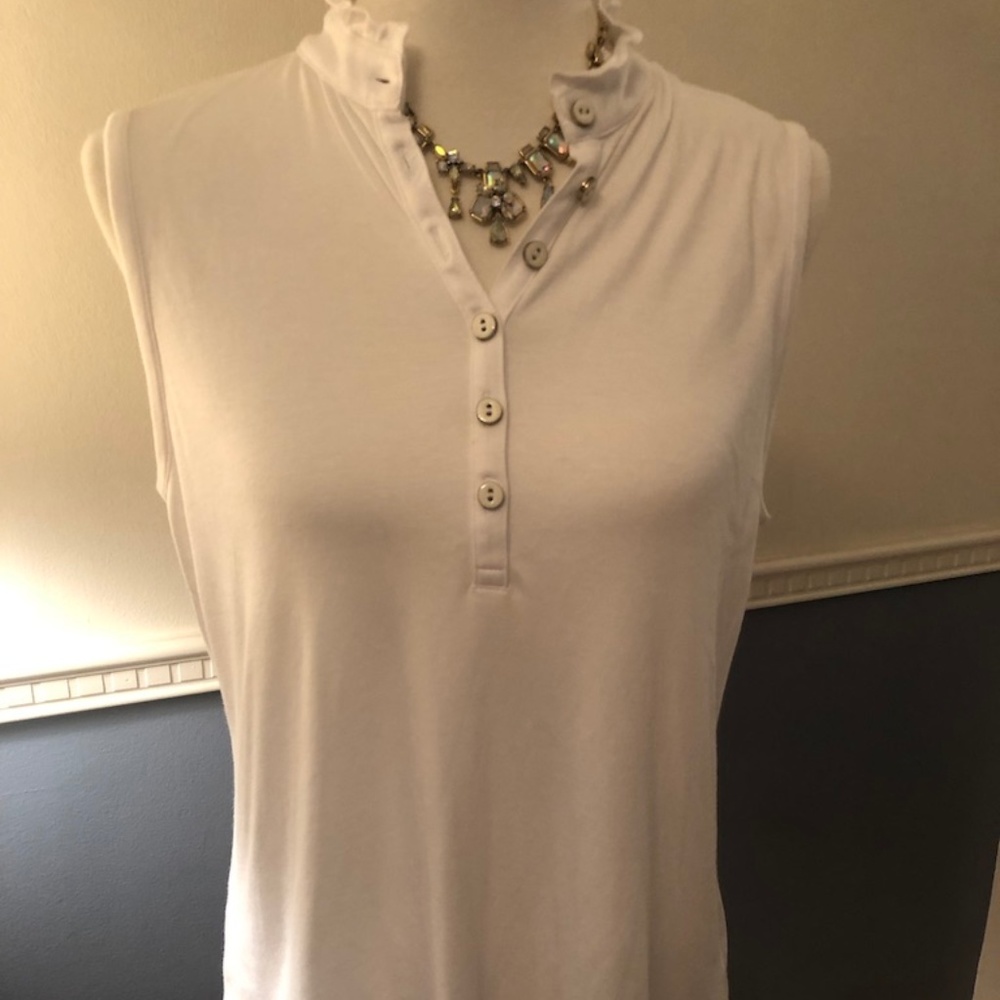 EUC - Women's White Lands End Blouse size M/P